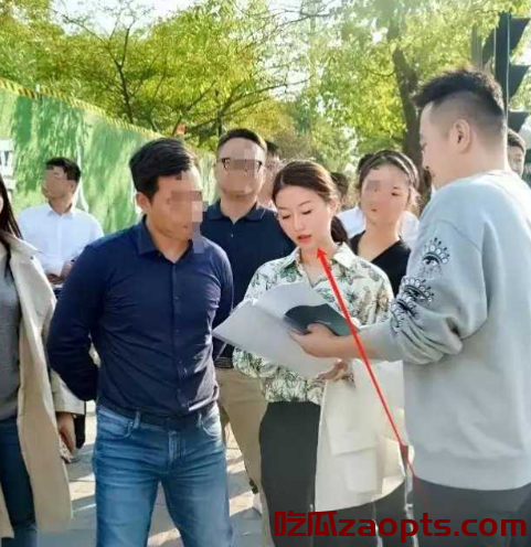 鞠雅办公室行为不雅，南昌红谷滩城投董事长被双开！