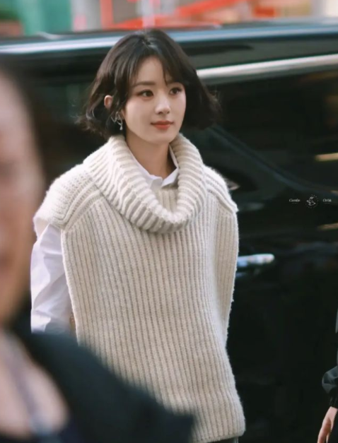 赵丽颖短发造型：37岁减龄效果显著